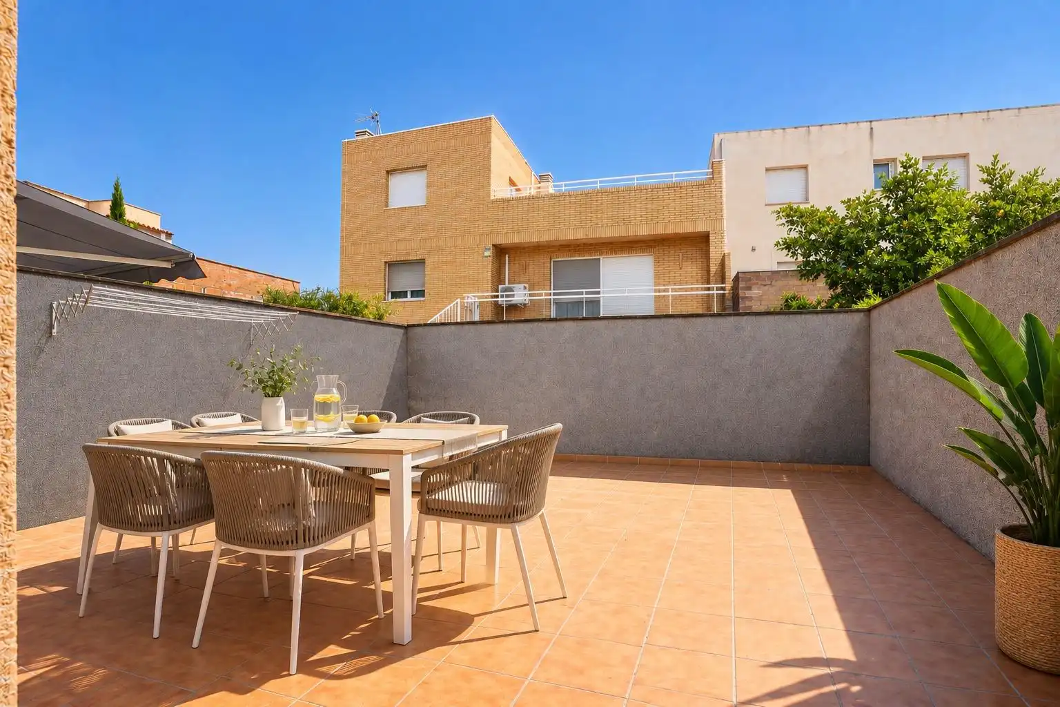 Terraza de Casa adosada en venta en Mont-roig del Camp