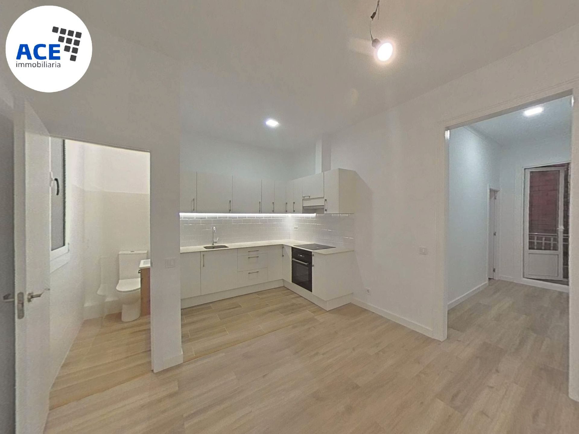 Flat for sale in El Camp de l'Arpa del Clot, Sant Martí,  Barcelona Capital