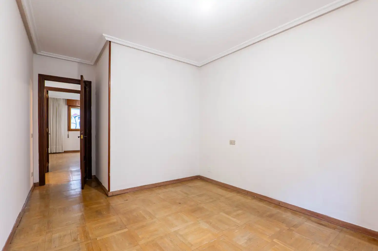 Pis en venda en Gijón  amb Calefacció, Jardí privat i Parquet