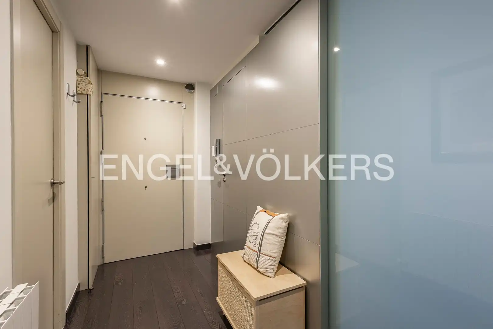 Apartament en venda en Esplugues de Llobregat amb Aire condicionat, Calefacció i Jardí privat