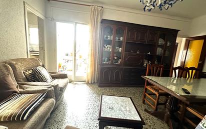 Living room of Flat for sale in  Barcelona Capital  with Oven and Balcony