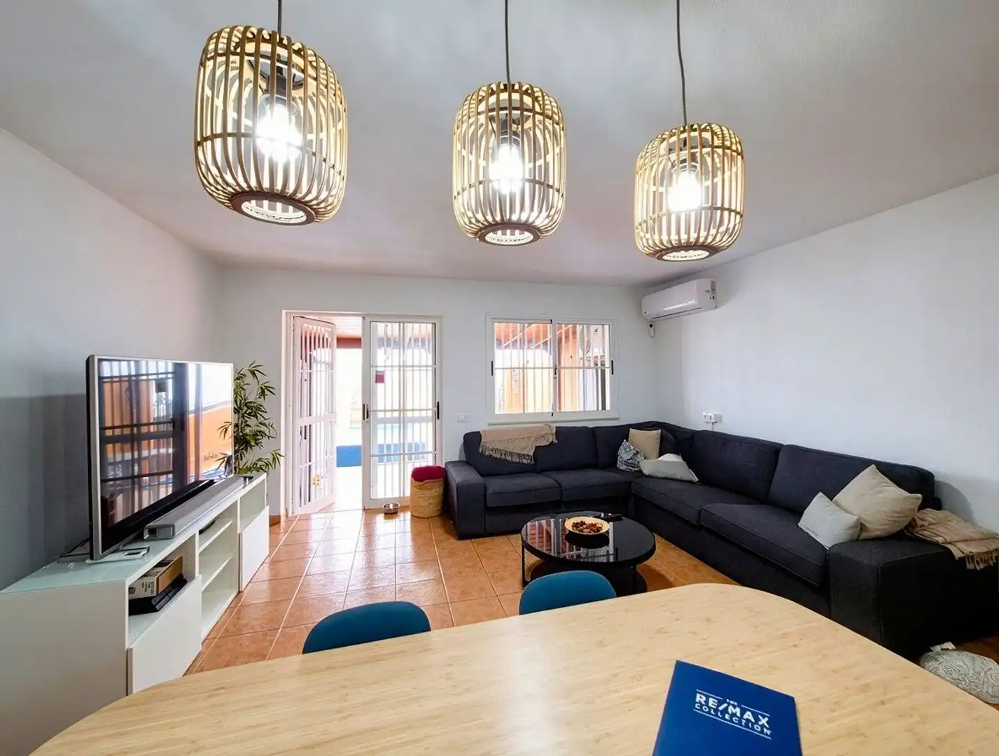 Living room of Houses for sale in Arucas  with Private garden, Terrace and Storage room
