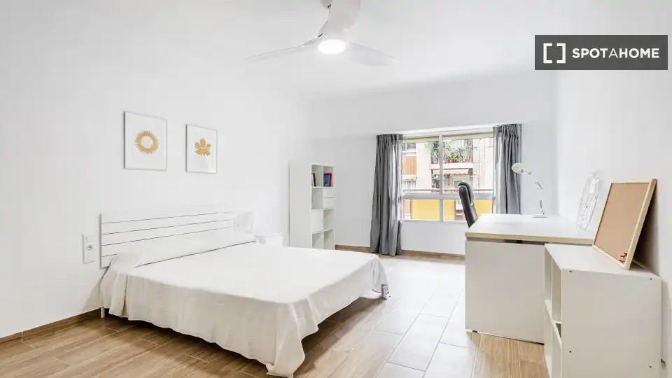 Zimmer in La Bega Baixa - Plaza Xúquer