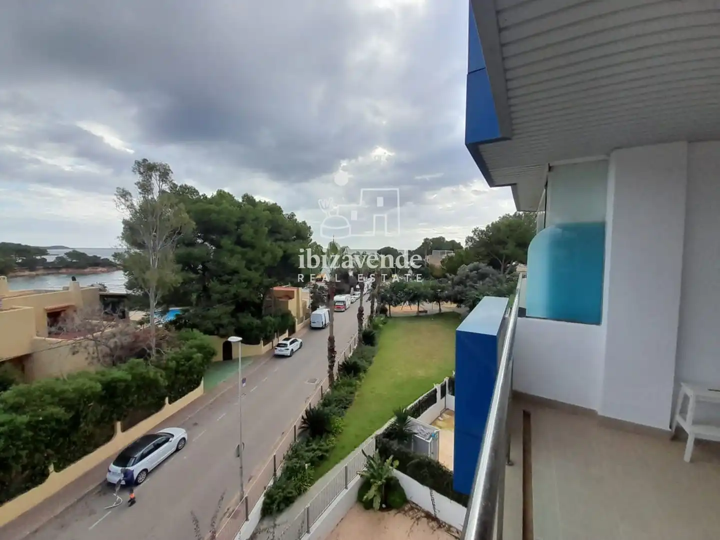 Vista exterior de Pis en venda en Santa Eulària des Riu amb Aire condicionat, Calefacció i Terrassa