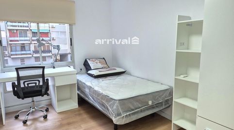 Foto 2 de Piso de alquiler en Rodrigo Pertegas, La Creu del Grau, Valencia Capital