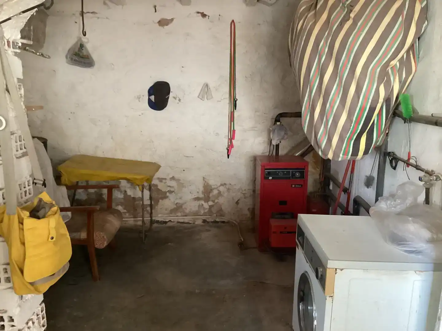Casa o xalet en venda en Alfambra amb Balcó