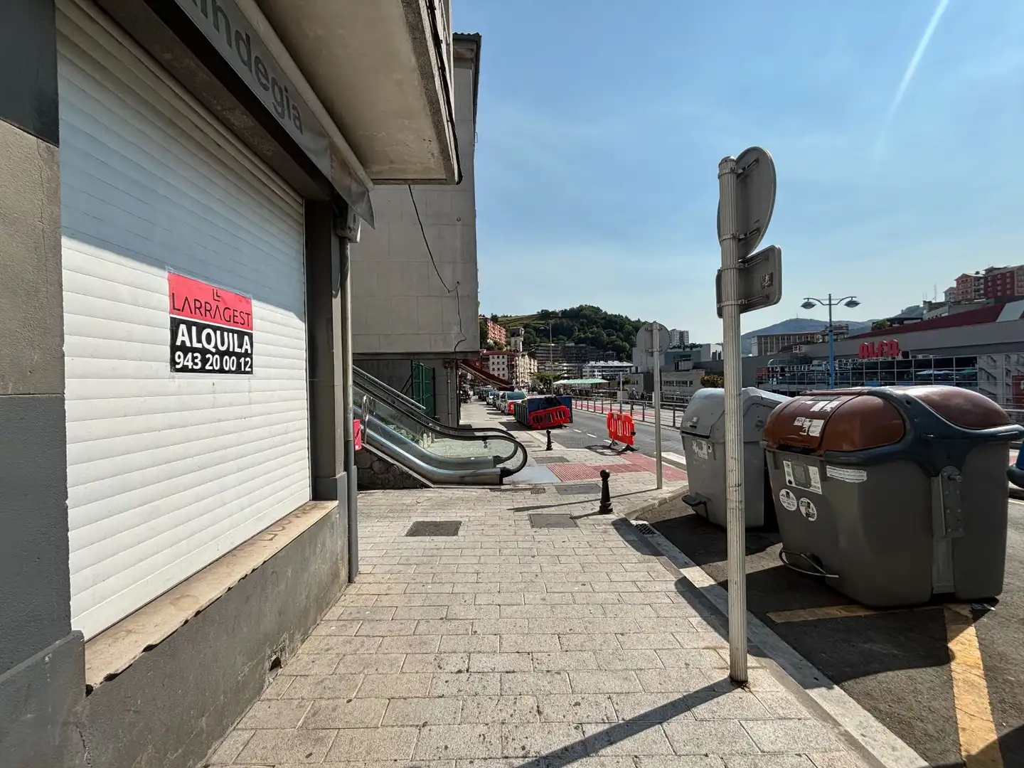 Vista exterior de Local de alquiler en Eibar