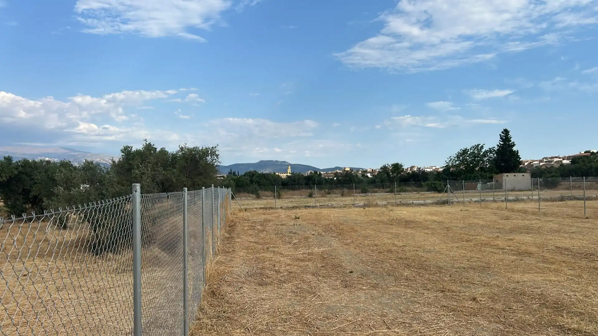 Land for sale in Las Gabias