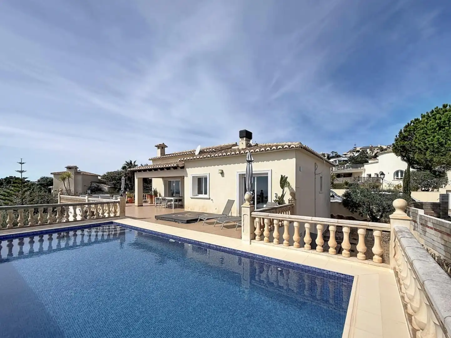 Chalet con piscina en venta en Cumbre del Sol, imagen 19