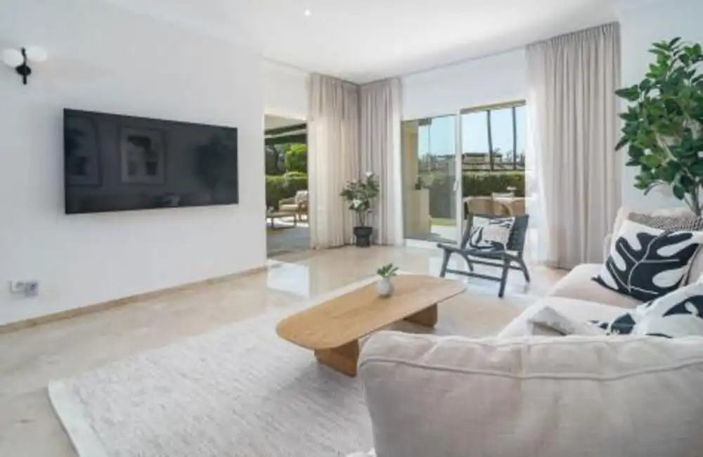 Living room of Ground floor for rent in Marbella  with Air Conditioner, Private garden and Terrace