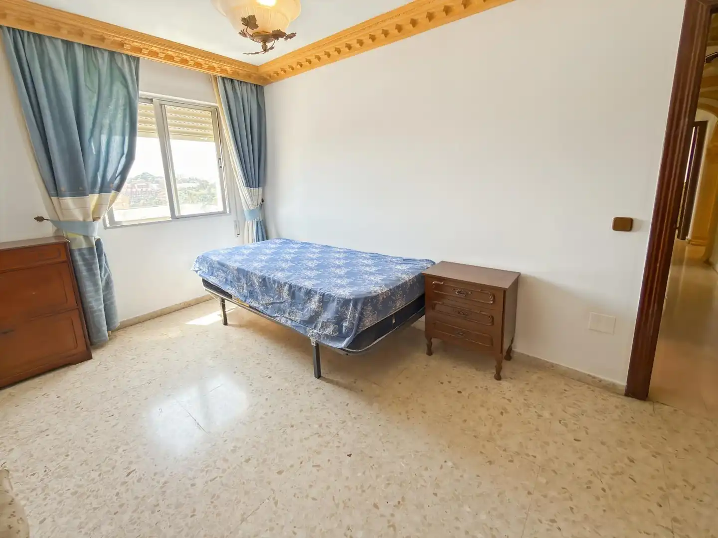 Bedroom of Flat for sale in Benalmádena  with Community pool
