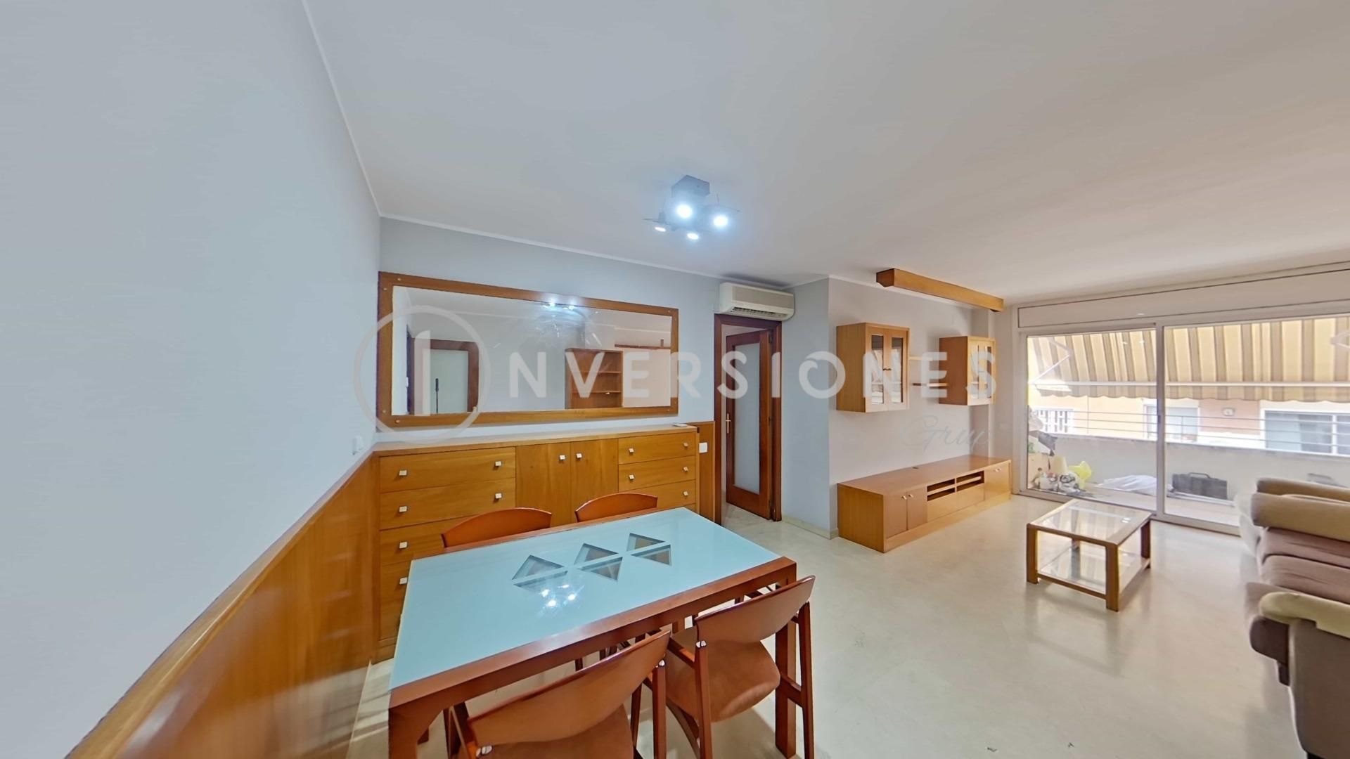 Exterior view of Attic for sale in  Barcelona Capital  with Air Conditioner, Heating and Parquet flooring