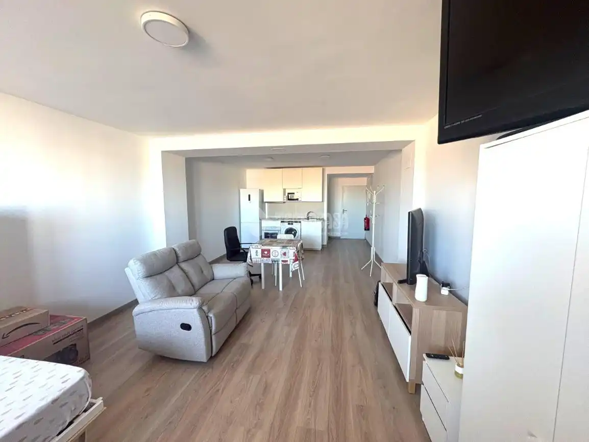 Living room of Study for sale in Zaragoza  with Air Conditioner and Community pool
