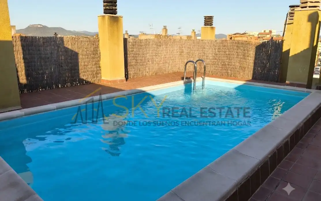 Wohnung mit Pool zum Verkauf in El Poble Sec