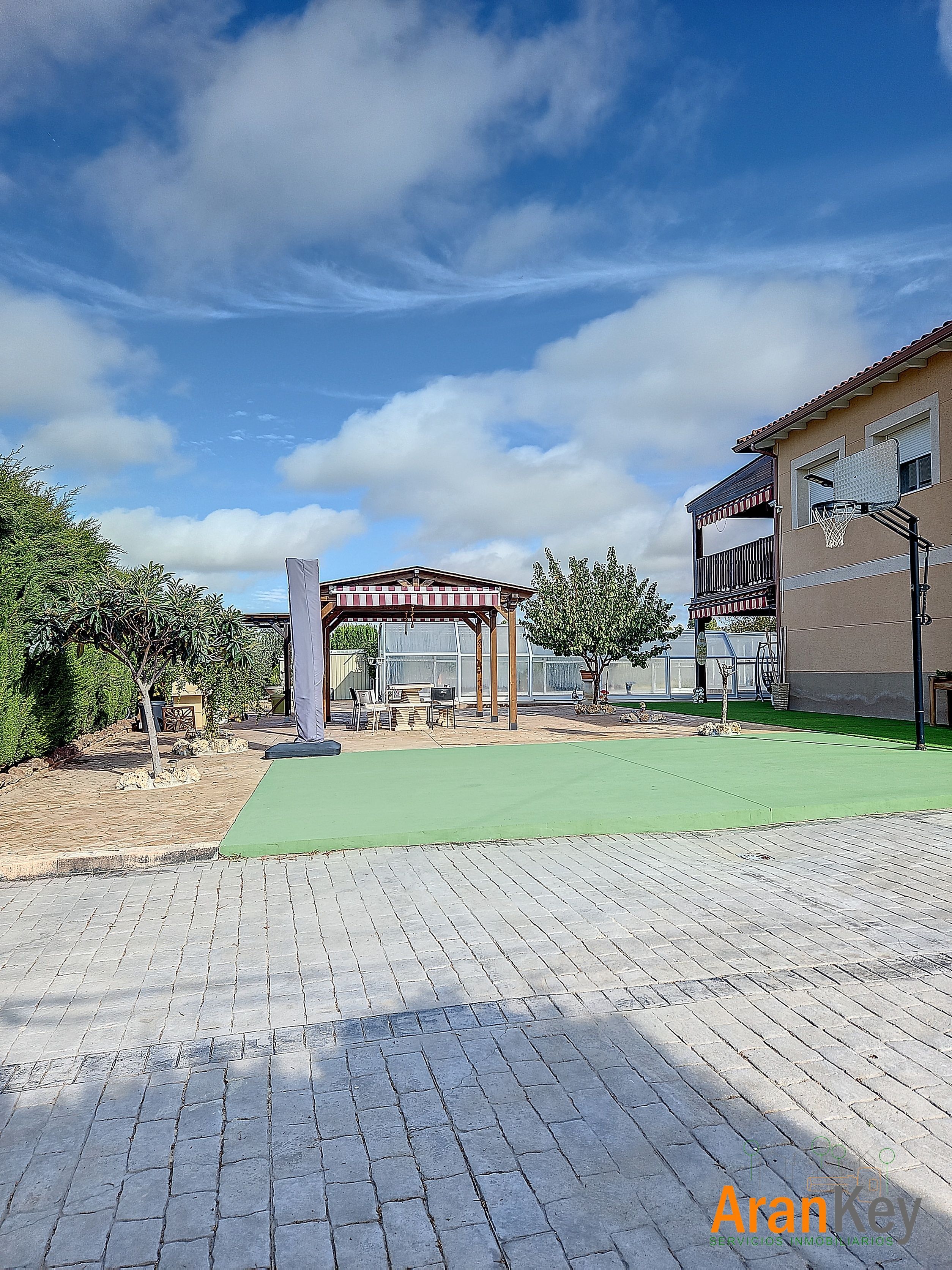 Terraza de Casa o chalet en venta en Colmenar de Oreja con Aire acondicionado, Calefacción y Jardín privado