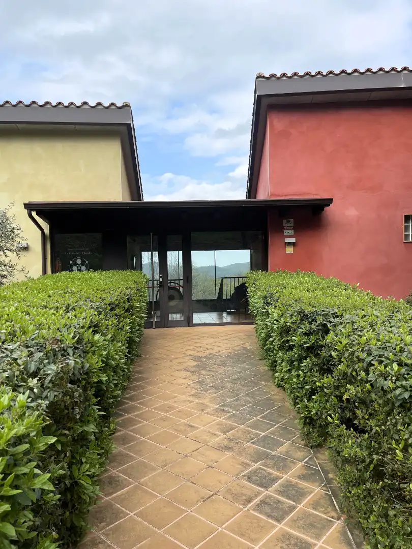 Vista exterior de Finca rústica en venda en Mieres (Girona) amb Calefacció, Parquet i Terrassa