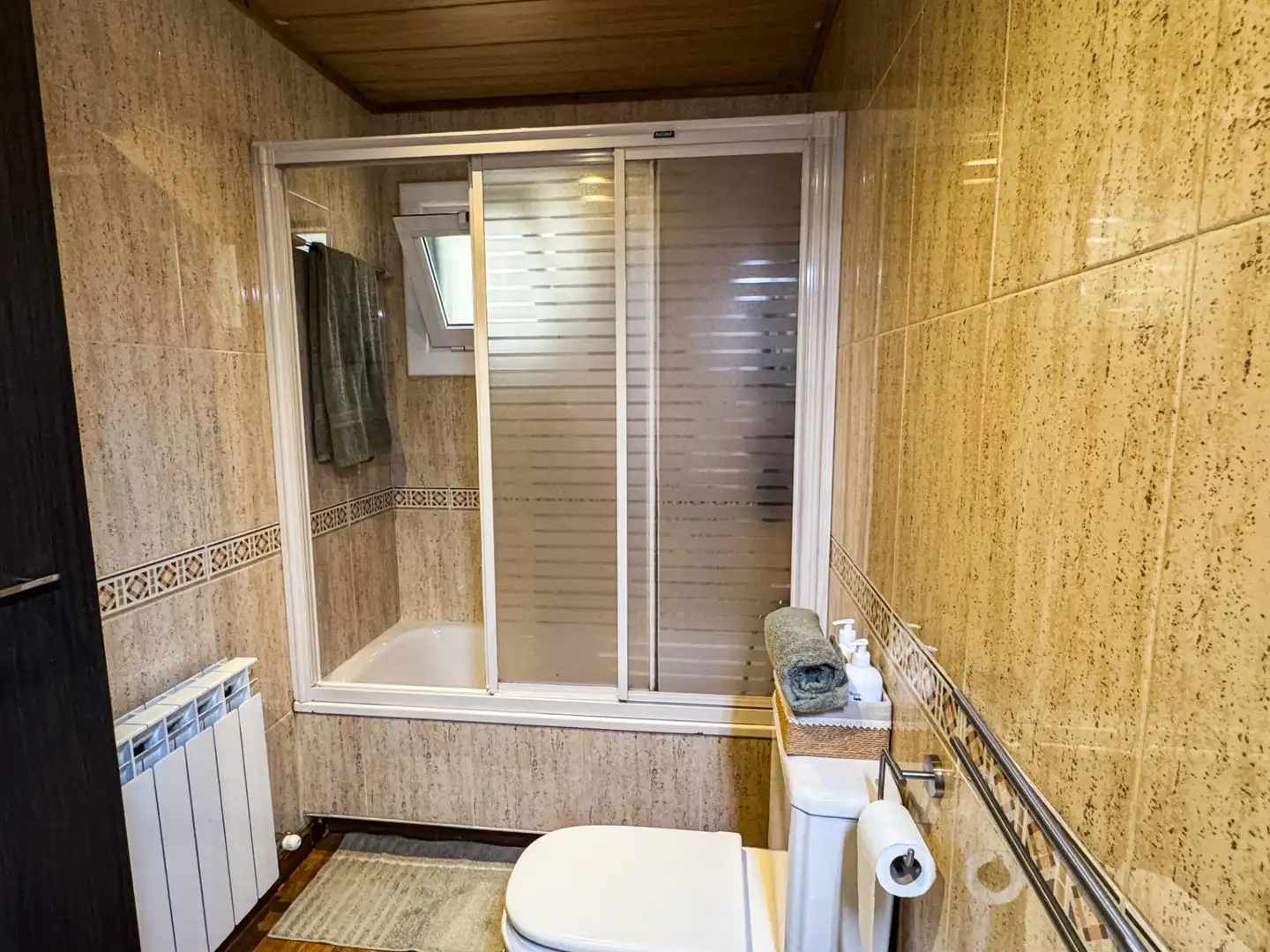 Baño de Piso en venta en Cardedeu con Aire acondicionado, Calefacción y Jardín privado