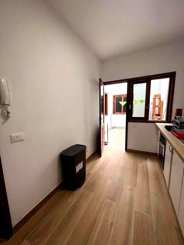 Room in Bartolome Benitez, Gracia