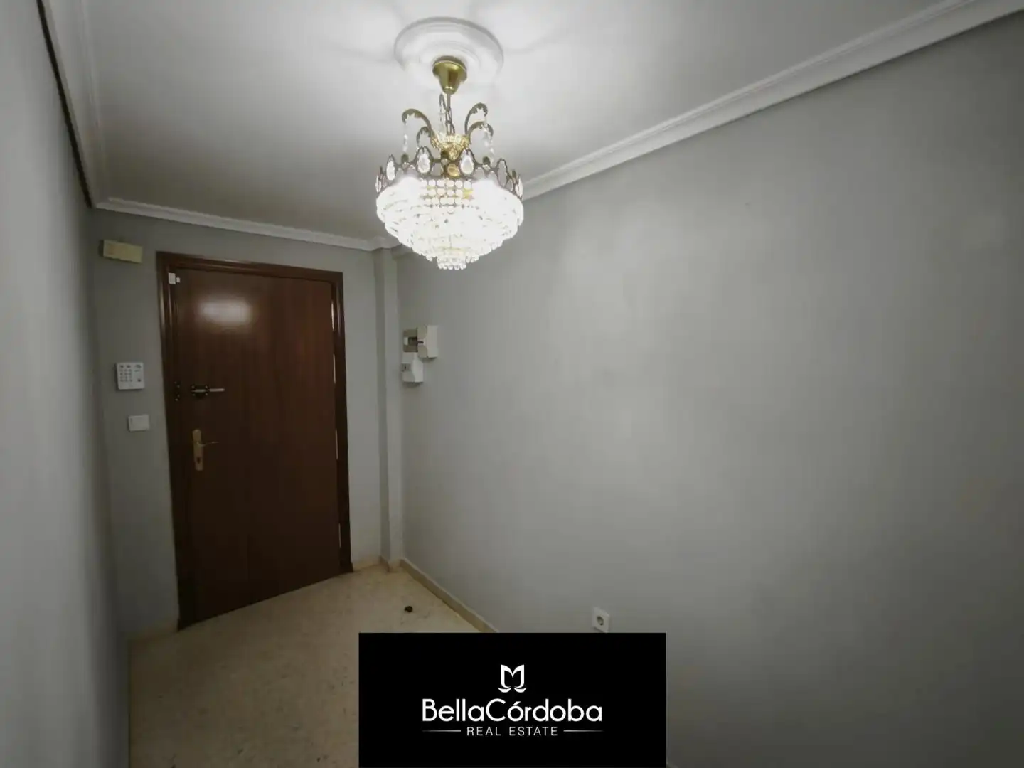 Flat for sale in Córdoba  with Air Conditioner and Heating