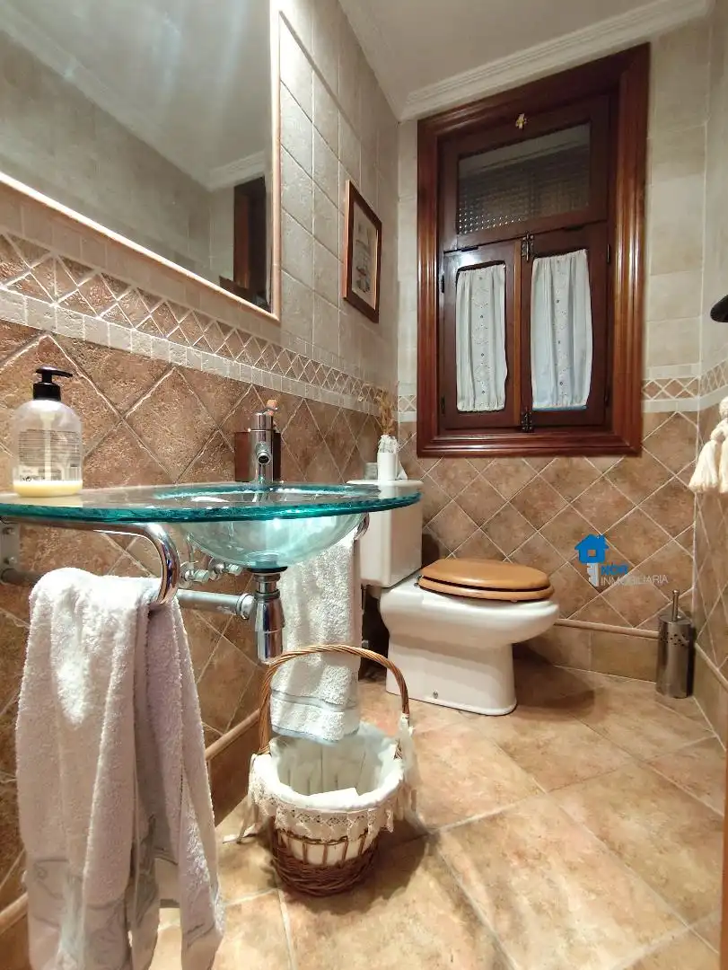 Bany de Casa o xalet en venda en Liendo amb Terrassa i Traster