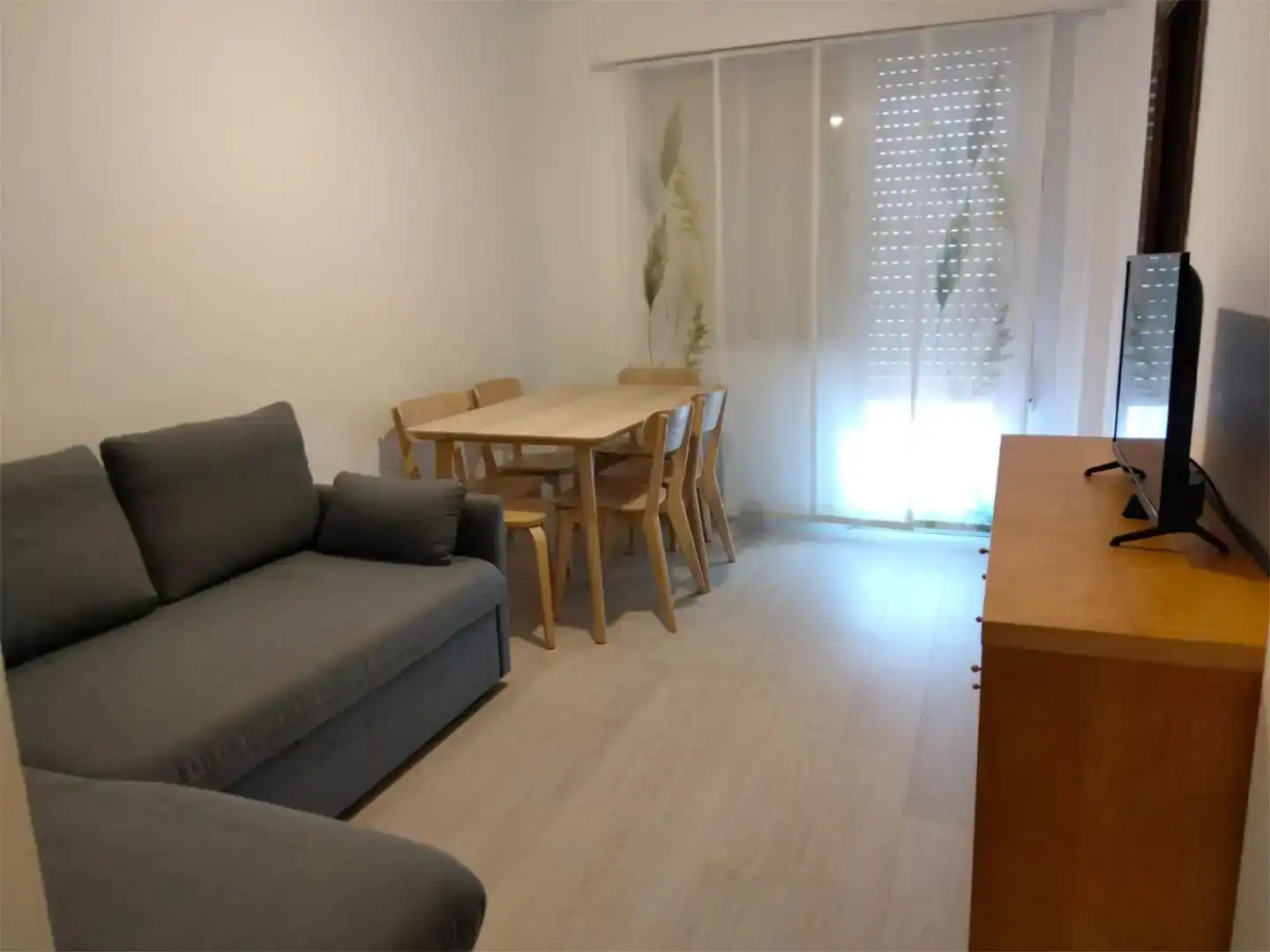 Sala de estar de Piso de alquiler en Cabanas con Parquet, Amueblado y Horno