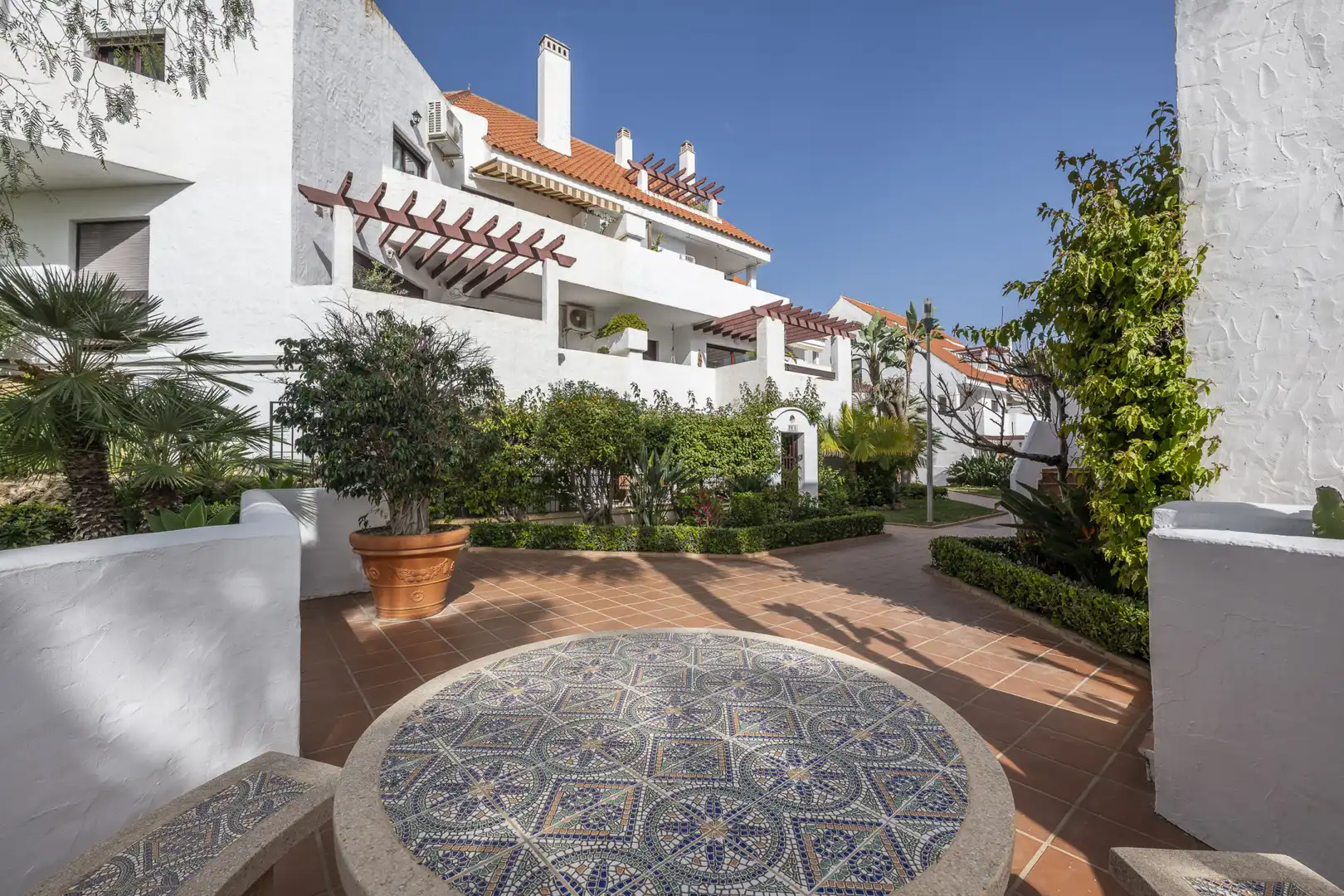 Apartment mit Pool zum Verkauf in Nueva Andalucía, imagen 32