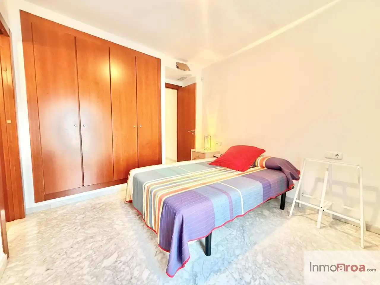 Schlafzimmer von Wohnung zur Miete in Valencia mit Klimaanlage, Heizung und Möbliert