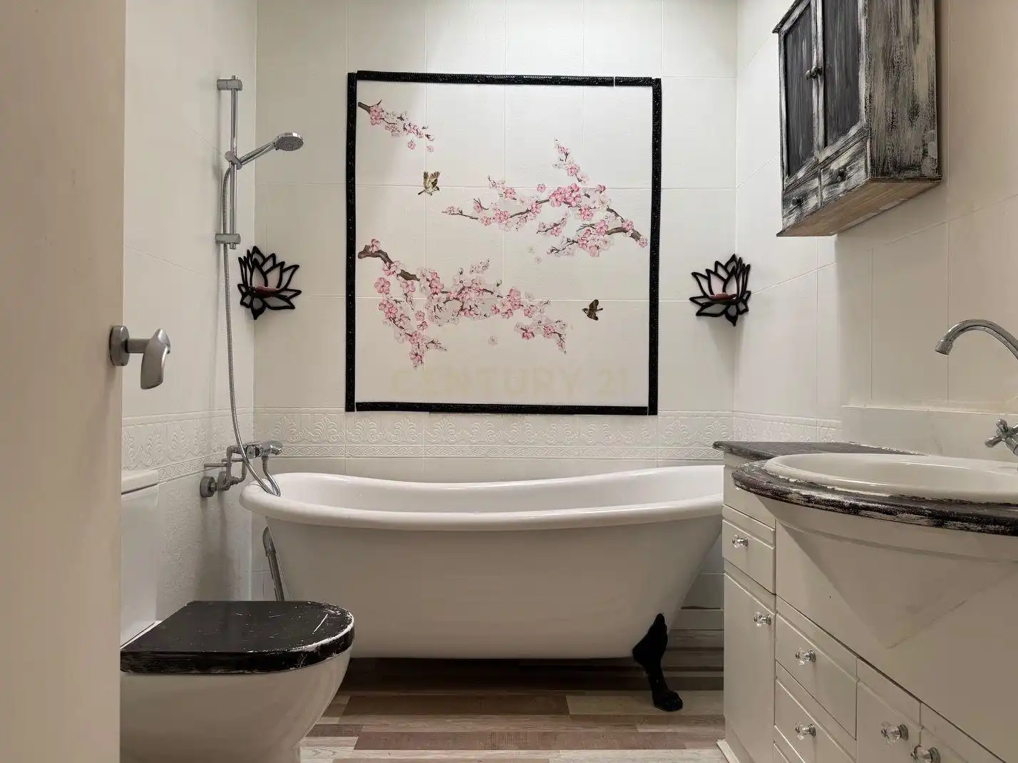 Baño de Apartamento en venta en Barcelona con Aire acondicionado, Jardín privado y Trastero