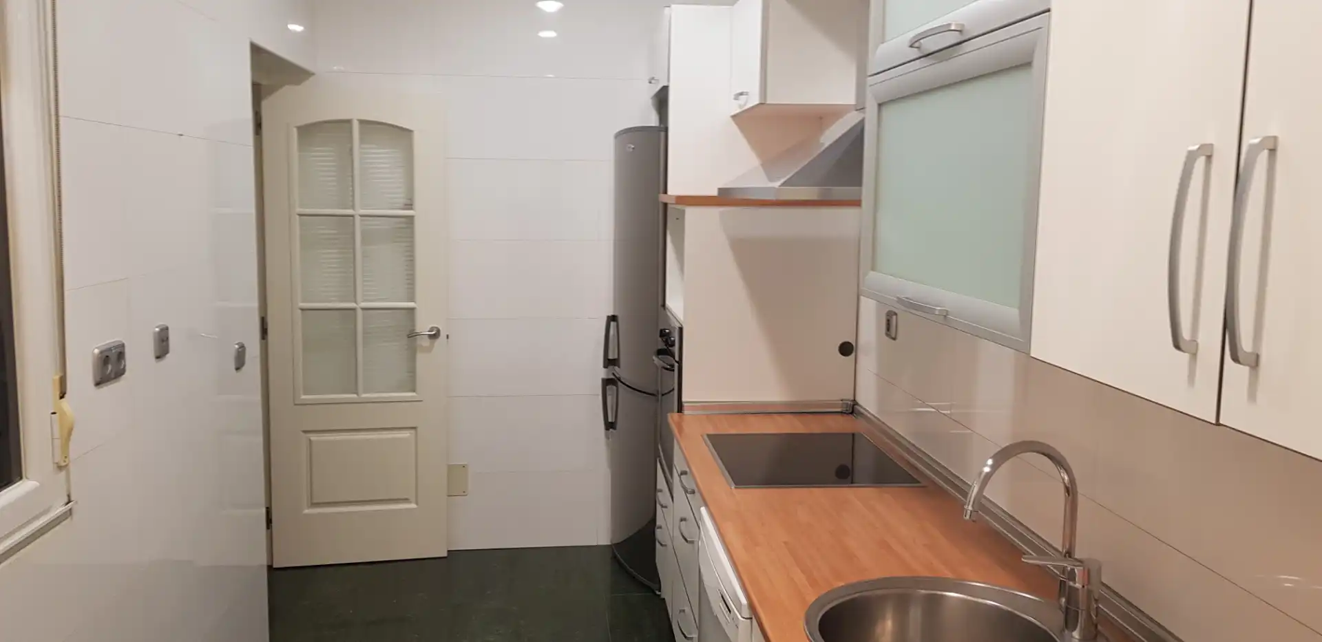 Kitchen of Flat for rent in León Capital   with Heating, Furnished and Oven