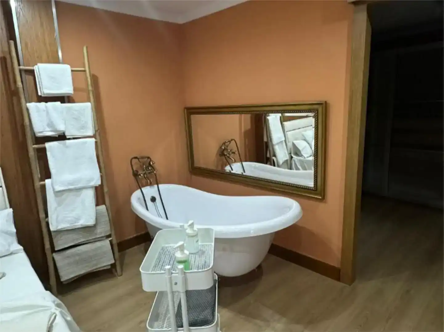 Badezimmer von Wohnung zur Miete in Écija mit Klimaanlage und Balkon