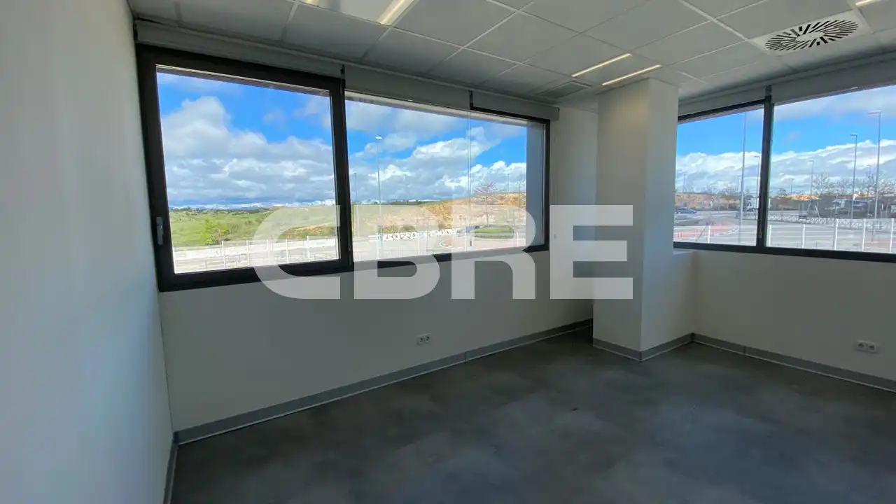 Nave industrial de alquiler en Calle de Siete Picos, 11, Zona Industrial