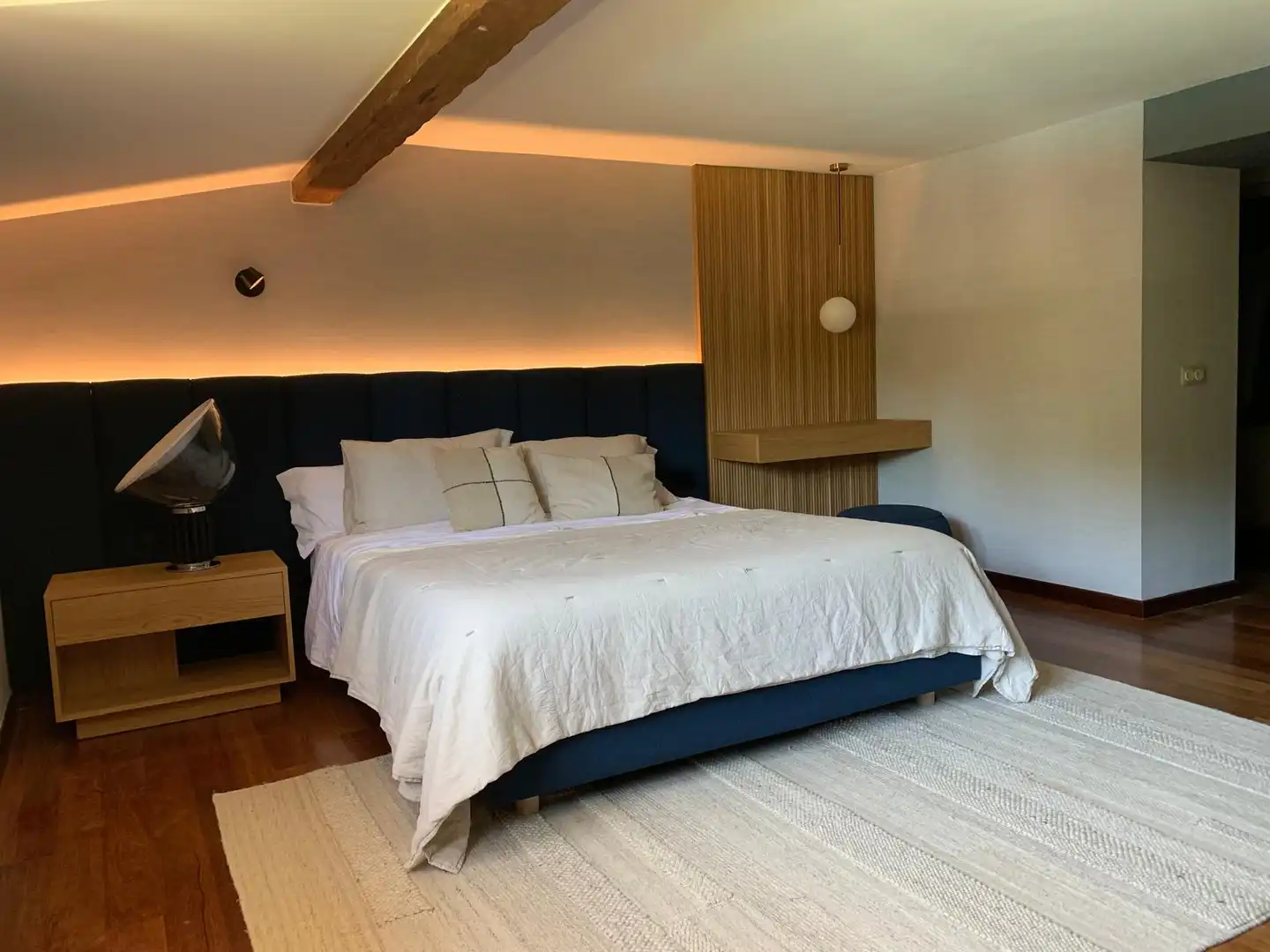 Habitación de Casa o chalet en venta en Boadilla del Monte con Aire acondicionado, Calefacción y Jardín privado
