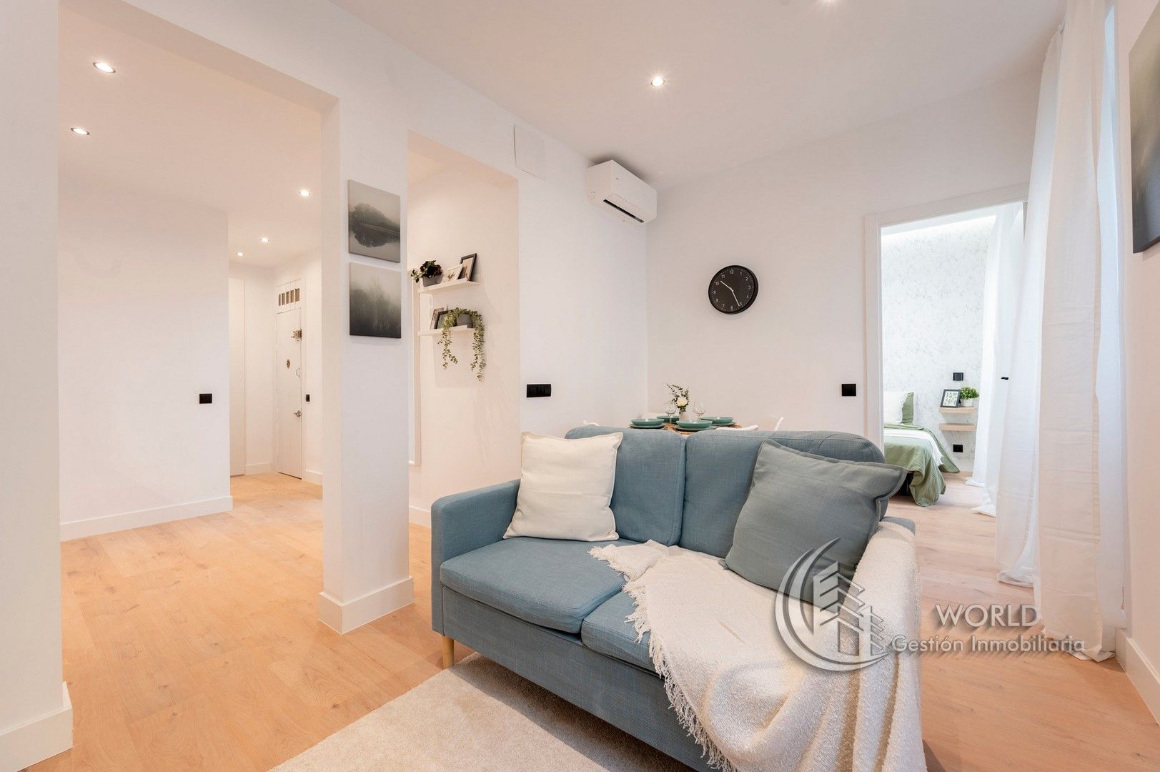 Sala de estar de Piso en venta en  Madrid Capital con Aire acondicionado, Calefacción y Parquet