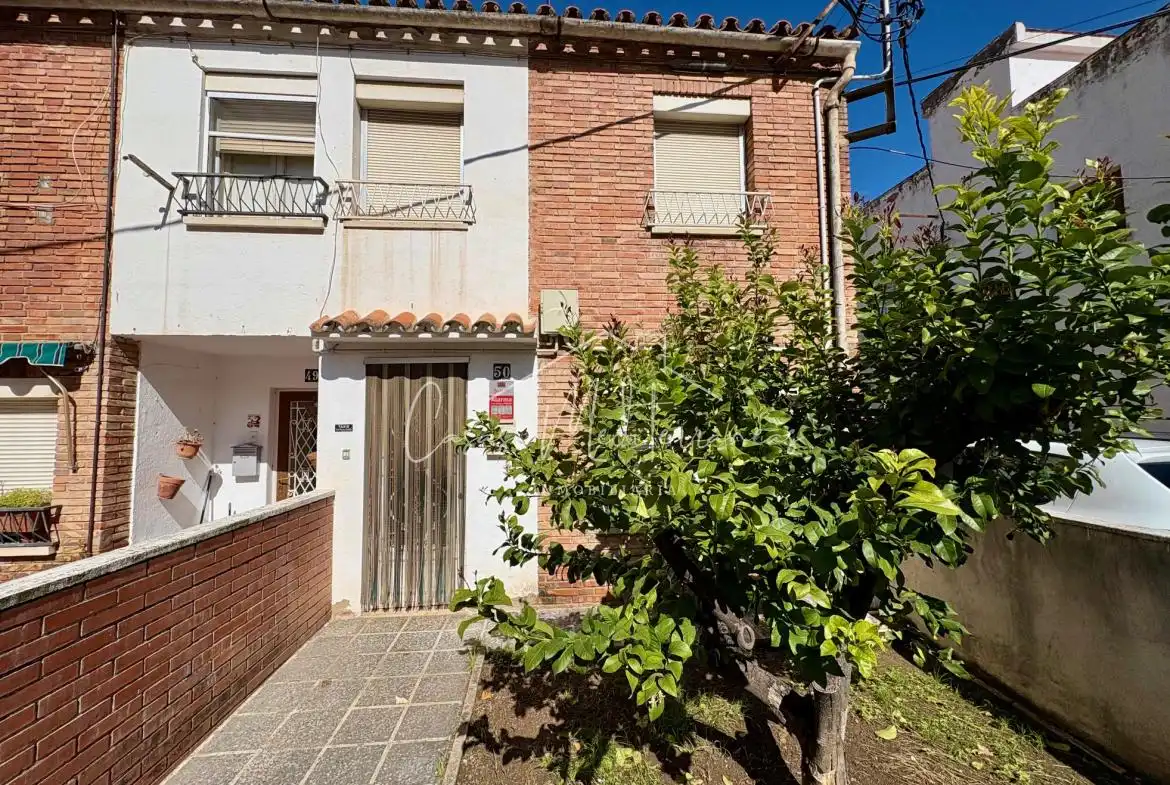 Casa bifamiliare in vendita a Carrer de Pau Casals 50