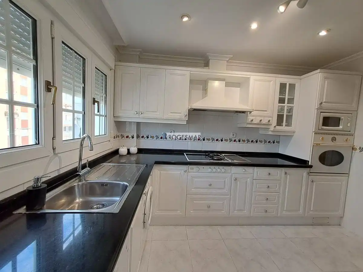 Küche von Wohnungen zum Verkauf in Benicasim / Benicàssim mit Terrasse, Abstellraum und Gemeinschaftspool