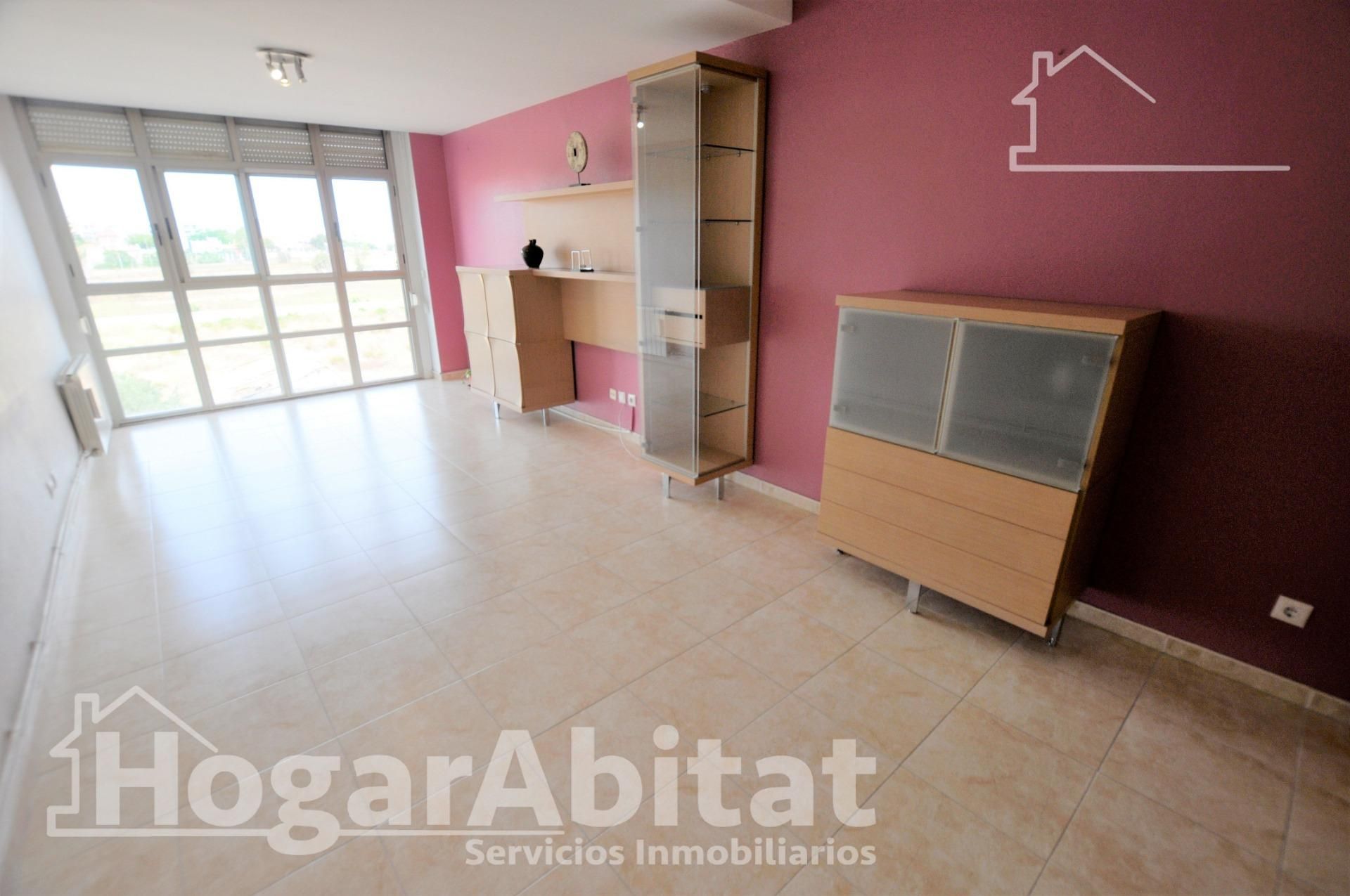 Sala de estar de Piso en venta en  Valencia Capital con Aire acondicionado, Calefacción y Trastero