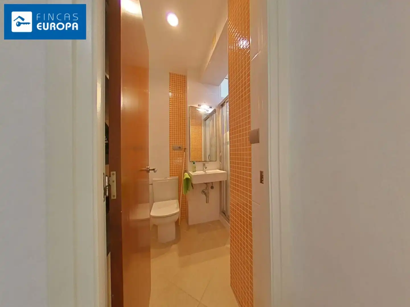 Bathroom of Flat for sale in Salou  with Terrace, Storage room and Furnished