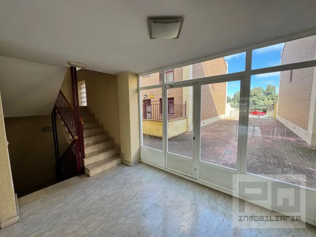Apartamento de alquiler en C. de la Cdad. de Toledo, 9, Hervencias Altas - El Pinar