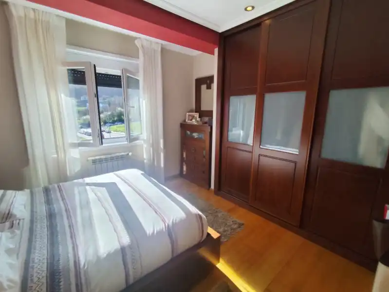 Habitación de Piso en venta en Pravia con Calefacción