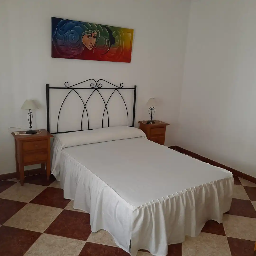 Dormitori de Casa o xalet de lloguer en Algeciras amb Terrassa, Traster i Piscina