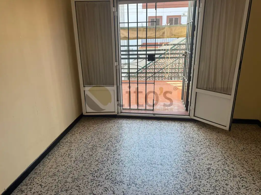 Schlafzimmer von Einfamilien-Reihenhaus zum Verkauf in Dos Hermanas