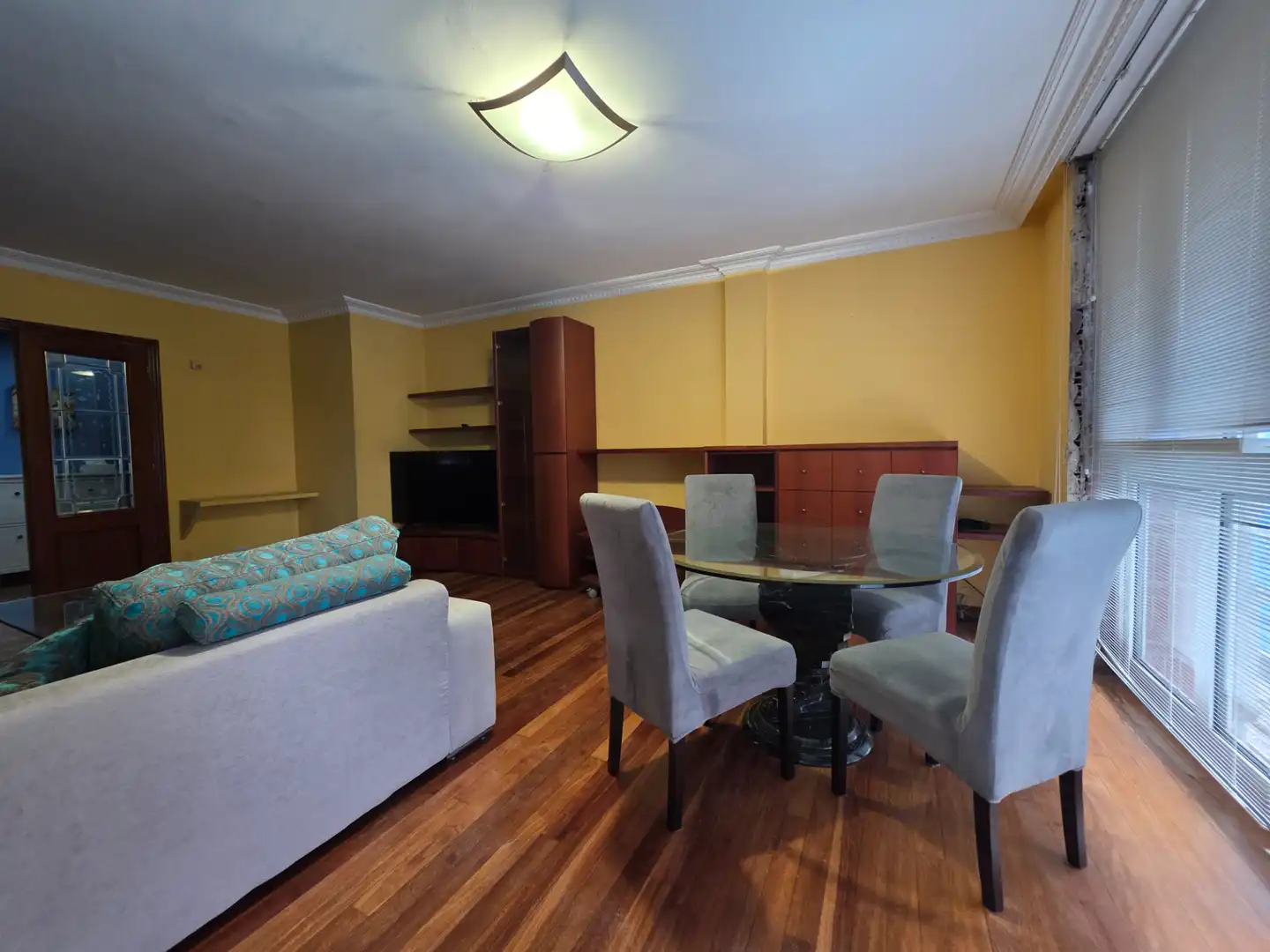 Wohnzimmer von Wohnung zur Miete in Castro-Urdiales mit Privatgarten, Terrasse und Schwimmbad