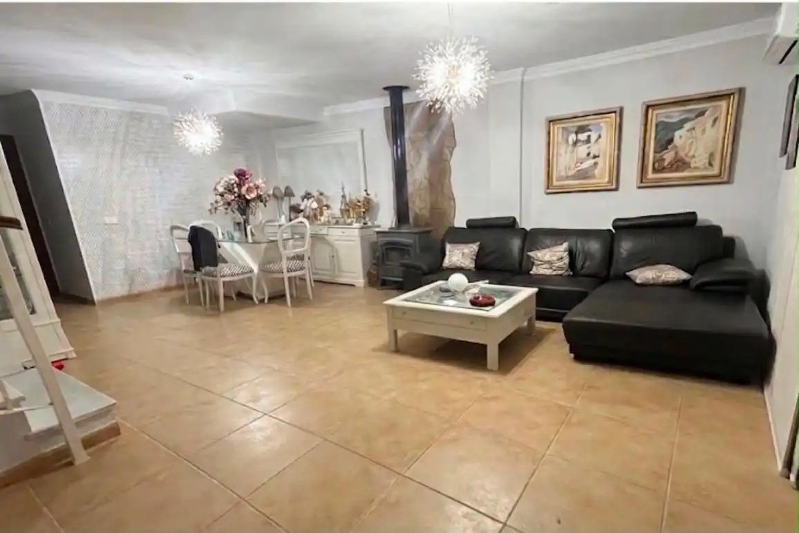 Sala de estar de Casa o chalet en venta en Coín con Aire acondicionado, Calefacción y Terraza