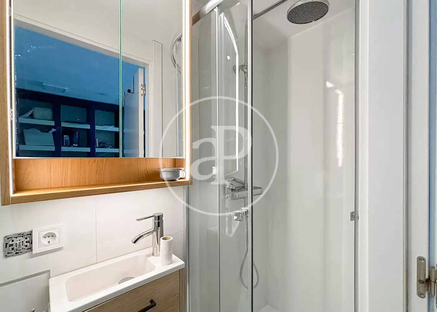 Baño de Loft en venta en Madrid con Aire acondicionado, Calefacción y Terraza