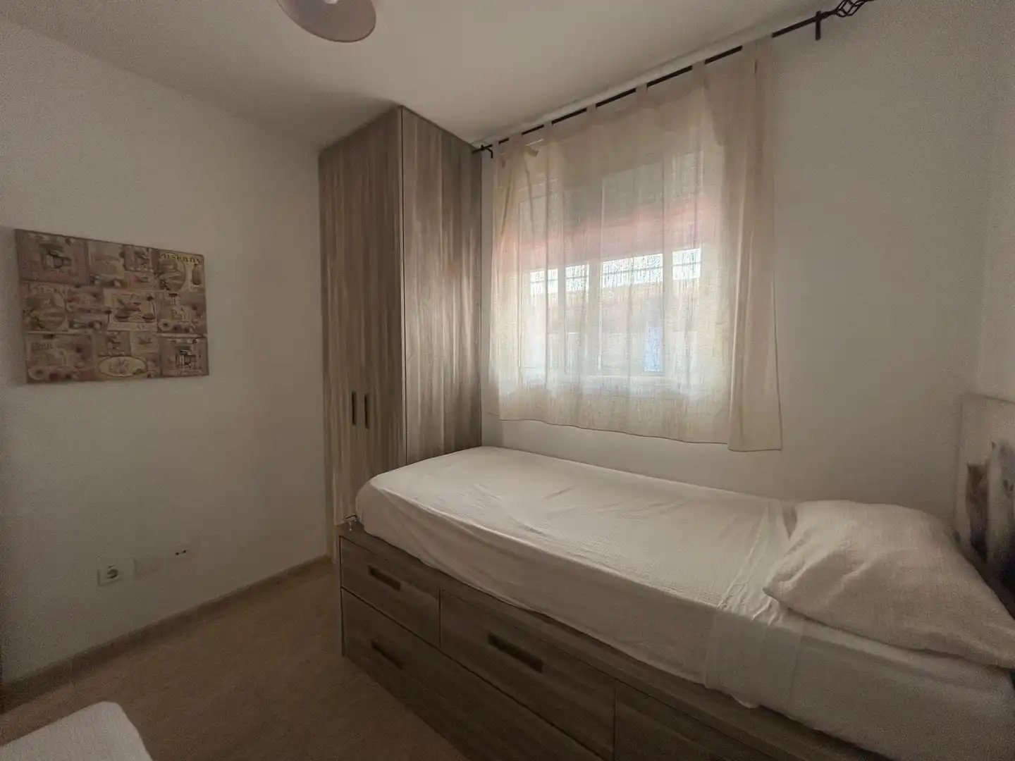 Schlafzimmer von Einfamilien-Reihenhaus zum Verkauf in Alcanar mit Klimaanlage, Privatgarten und Abstellraum