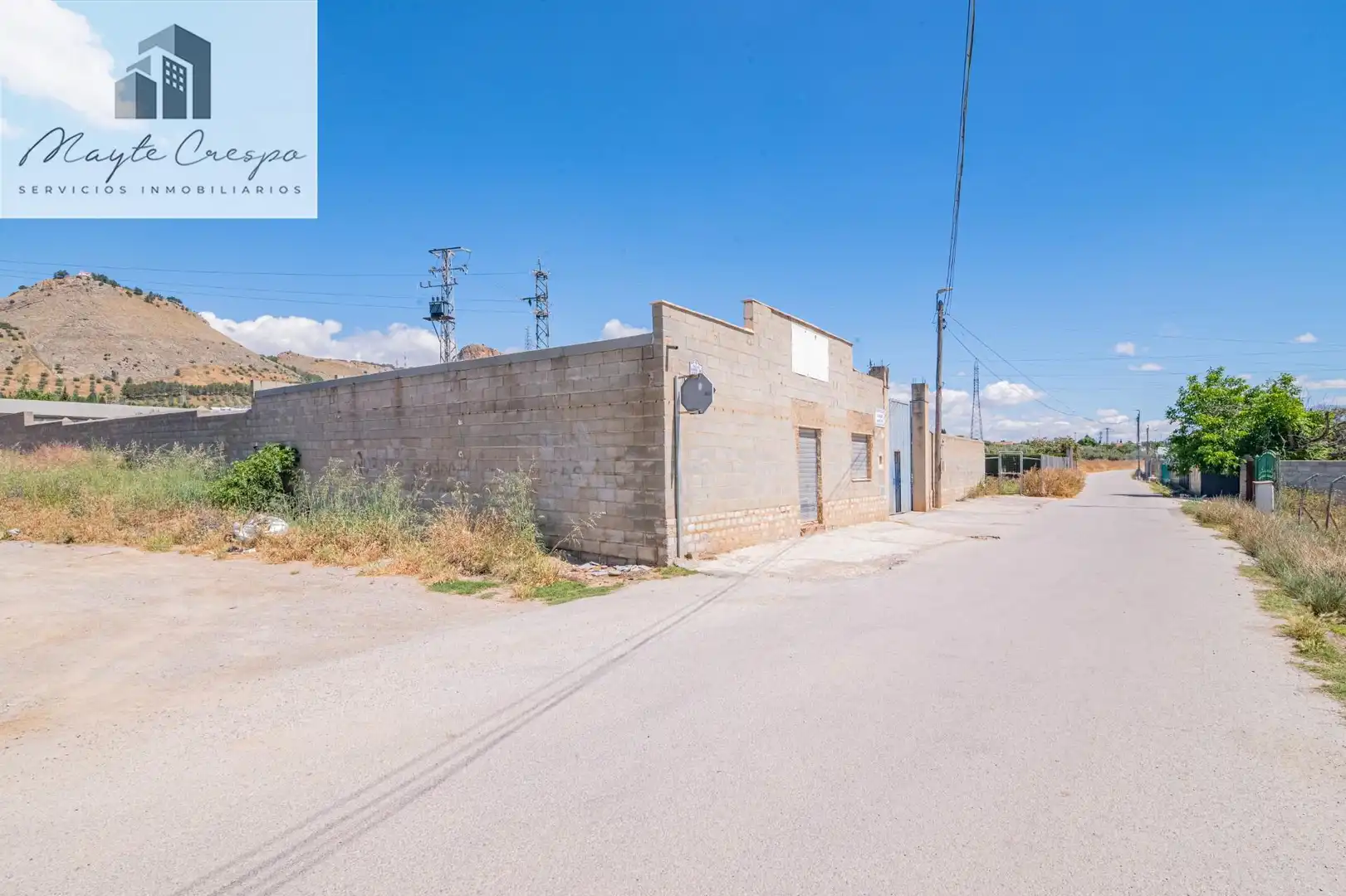 Vista exterior de Nau industrial en venda en Atarfe