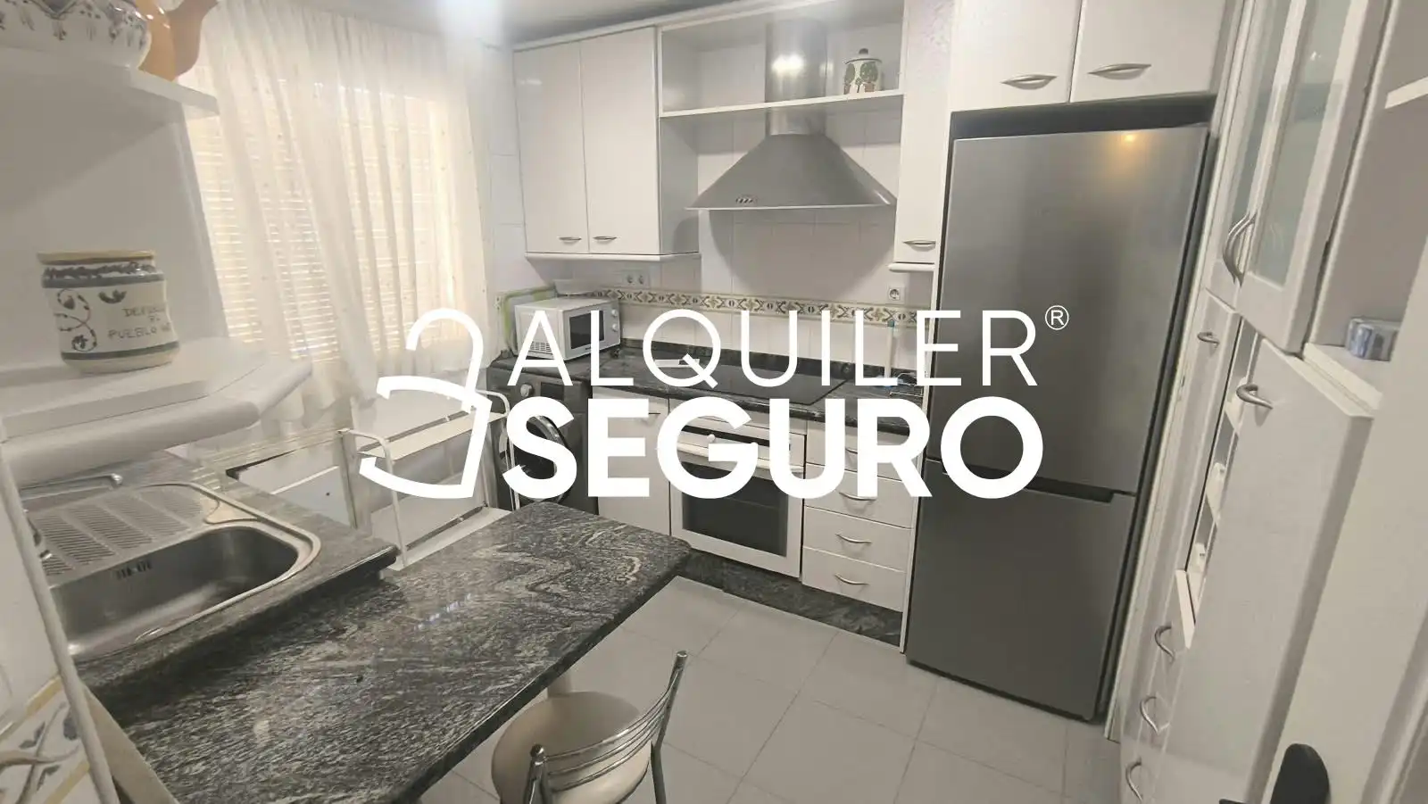 Kitchen of Flat for rent in Sevilla  with Air Conditioner