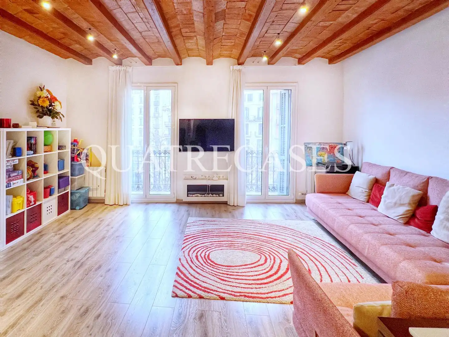 Appartamento con terrazza in vendita a Carrer de Pau Claris, imagen 2