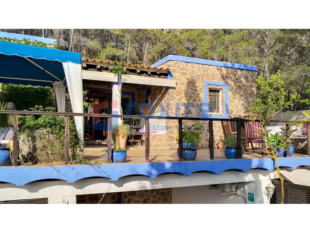 Vista exterior de Casa o xalet de lloguer en Sant Joan de Labritja amb Aire condicionat, Calefacció i Jardí privat