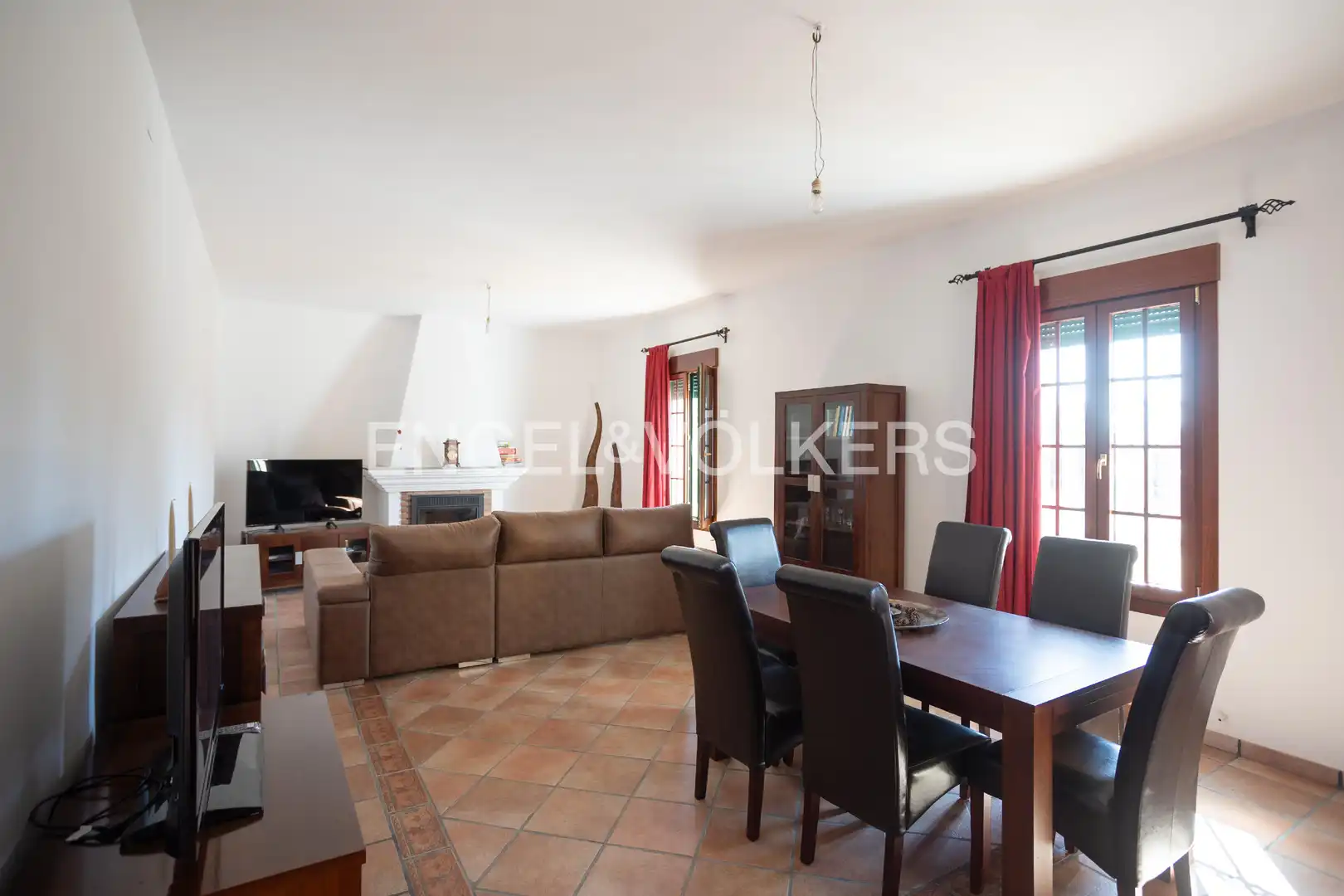 Sala de estar de Finca rústica en venta en Llerena con Calefacción, Jardín privado y Trastero